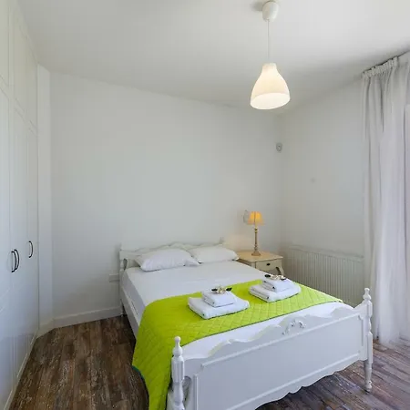 Marisol Kiti Villa *