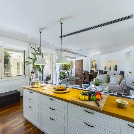 Marisol Kiti Villa *