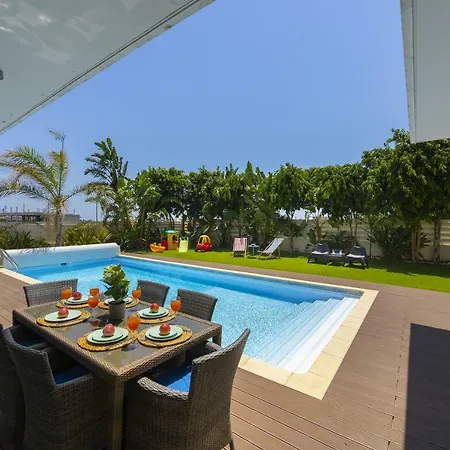 Marisol Kiti Larnaca